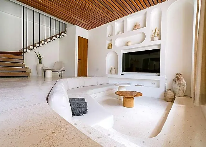 Unity / 1 Residence Canggu (Bali)