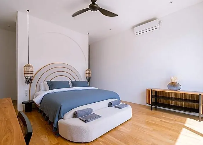 Unity / 1 Residence *